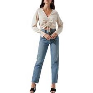NWT|ASTR The Label|Cream|Satin|Long Sleeve|Cropped|V-neck|Ruched|Blouse|sz M